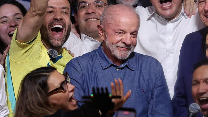 Lula: "Gràcies a la joventut que va sortir als carrers per a defensar la democràcia"