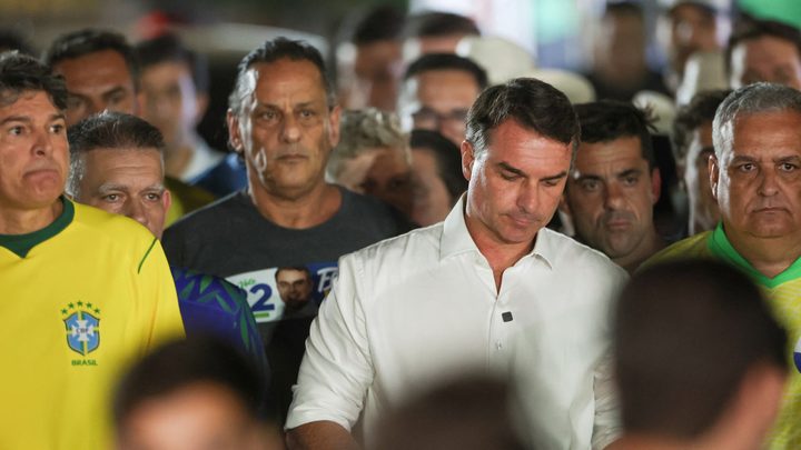 Bolsonaro rectifica i anuncia que exercirà l'oposició a Lula