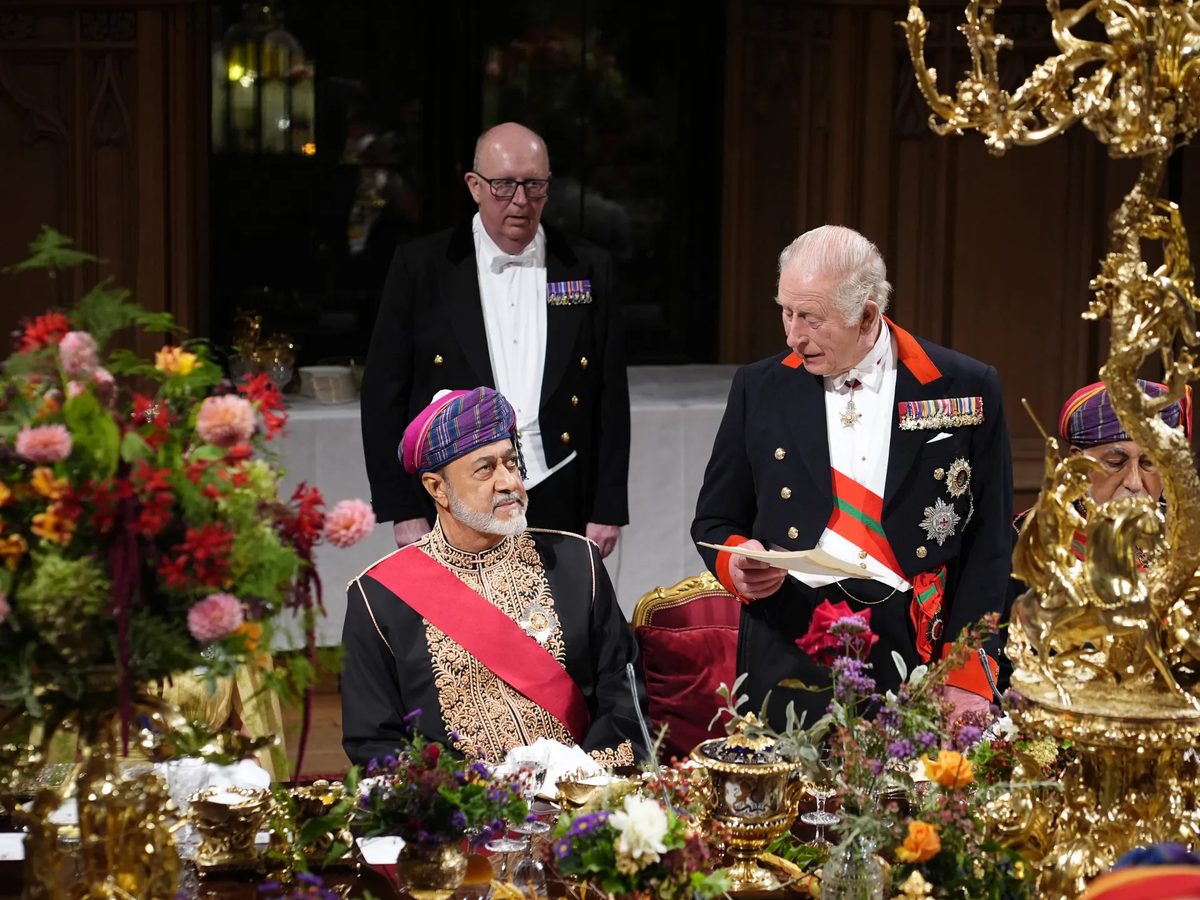 El rei Carles III rep el sultà d'Oman al Regne Unit.