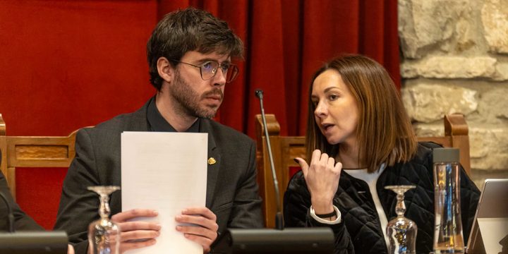 Sant Julià aprova compensar amb taxes la manca d'aparcament en rehabilitacions