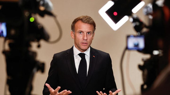 Des de Qatar, Emmanuel Macron preconitza la fermesa davant els autors de violència