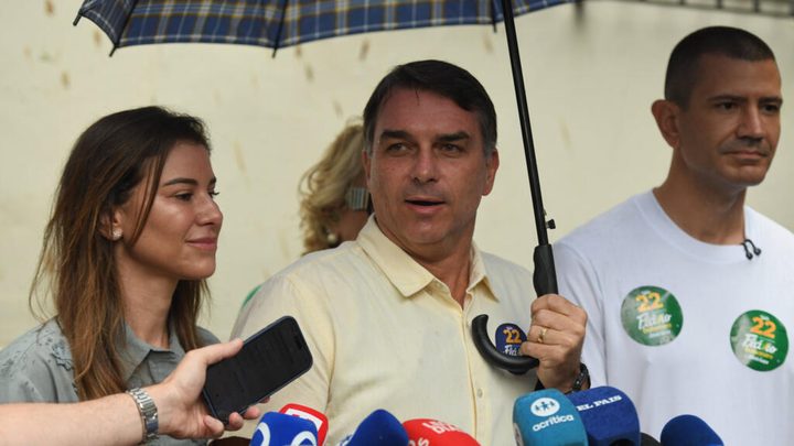 Flavio Bolsonaro promet liderar l'oposició al Brasil després de perdre les eleccions
