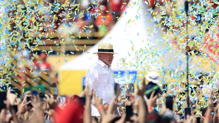 Lula dóna la volta als resultats i gana el balotaje a la Presidència del Brasil