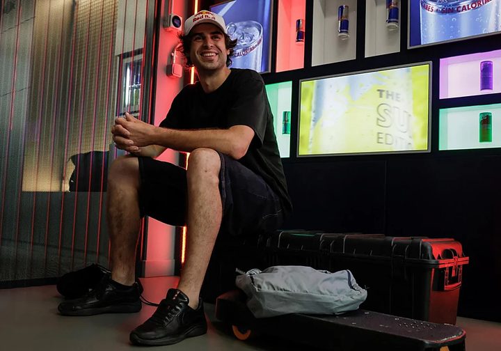 Diego Poncelet bat el rècord mundial de velocitat en monopatín amb 151,83 km/h