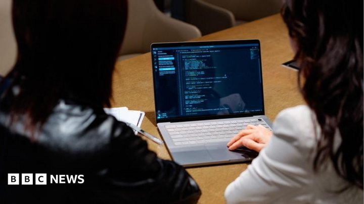Un avís global de ciberseguretat que afecta el llenguatge PHP.
