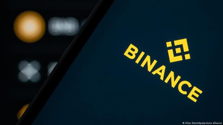 Binance suspèn operacions després d'un robatori històric de criptomonedes