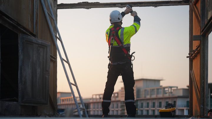 Com s'aplica la intel·ligència artificial en la construcció i la seguretat laboral