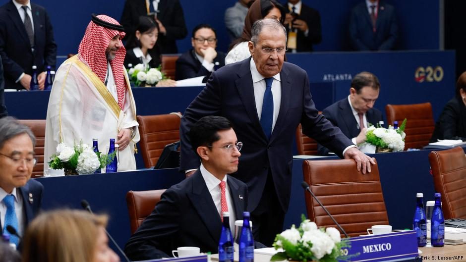 G20 meeting photo