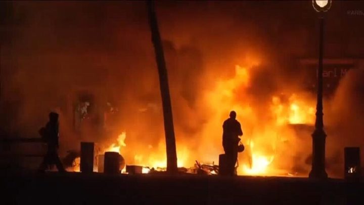 Jornada de protestes massives a França acaba en saquejos i enfrontaments amb la Força Pública