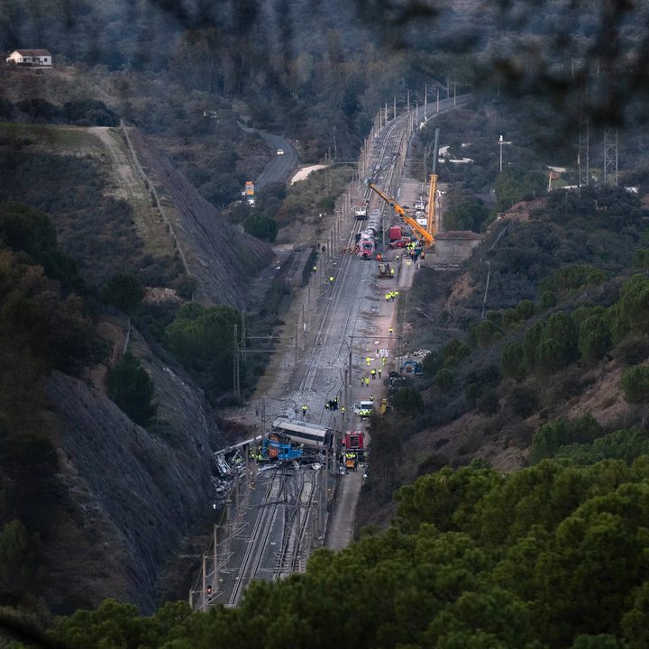 Almenys 64 morts en un xoc de trens d'alta velocitat a Toledo