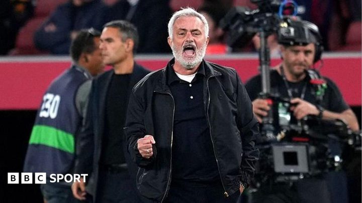 Morinoho fa 13 anys que toca el Clasico a mesura que la Liga escalfa