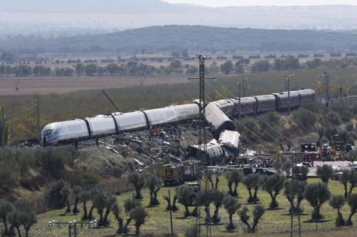 Dos accidents ferroviaris greus a Espanya reobren el debat sobre el manteniment de la xarxa