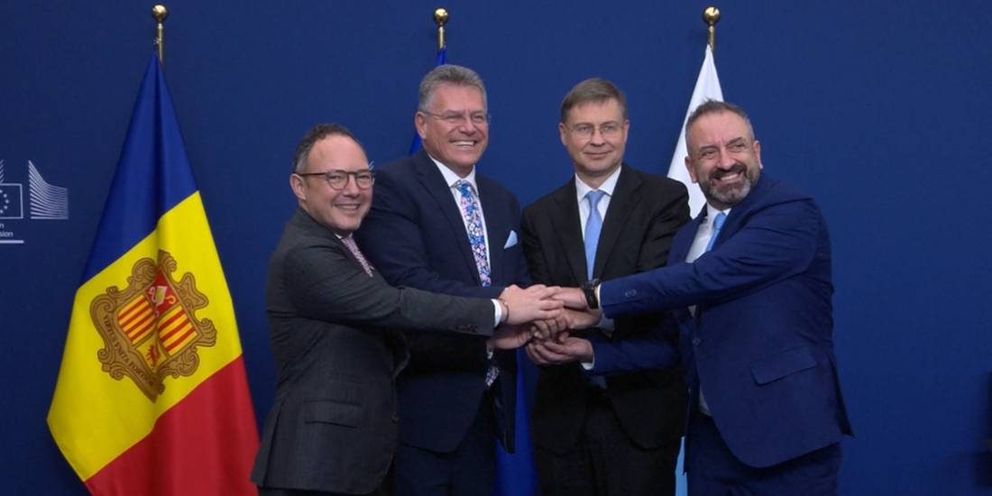 Brussel·les evita aclarir si renegociarà l'Acord si guanya el 'no' i defensa la integració