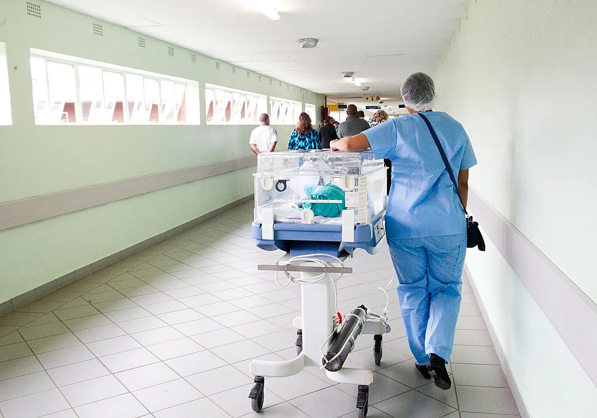 Com acompanyar a un ser estimat a una cirurgia: «Els nervis ennuvolen l'atenció»