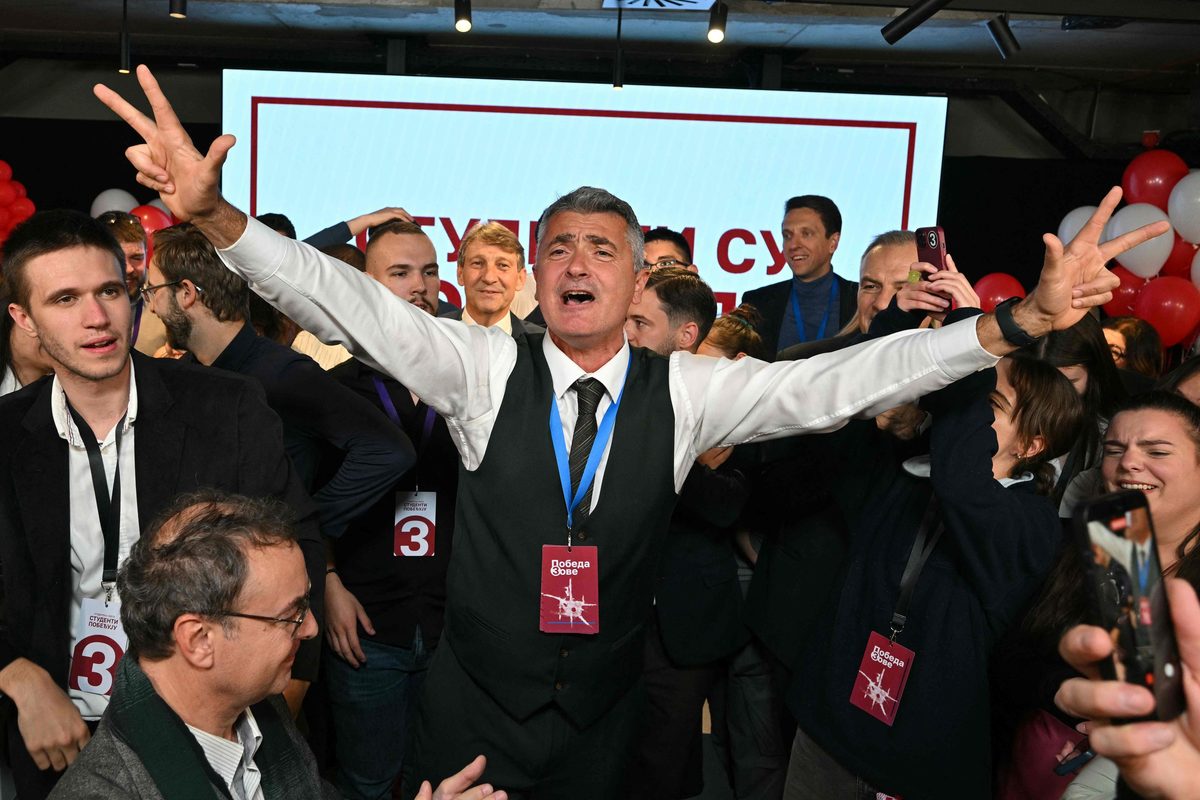 Ilija Srdanovic, candidato principal de la lista electoral respaldada por los estudiantes, al conocer la noticia.