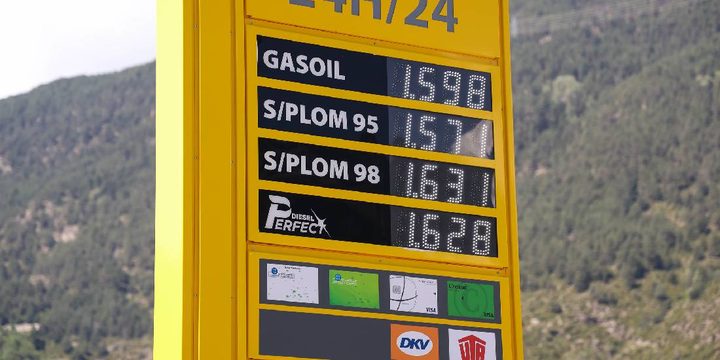 L'Executiu allarga fins al desembre les bonificacions dels carburants