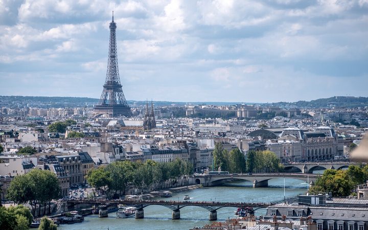 Un centre de dades projectat prop de París alarmarà els veïns per un gran consum elèctric